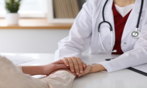 How to find the best doctors for uterus removal in Delhi?