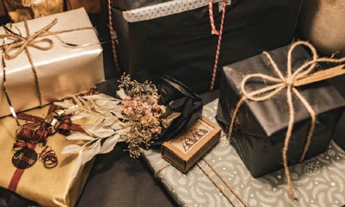 5 Best Gift Ideas To Surprise Your Partner