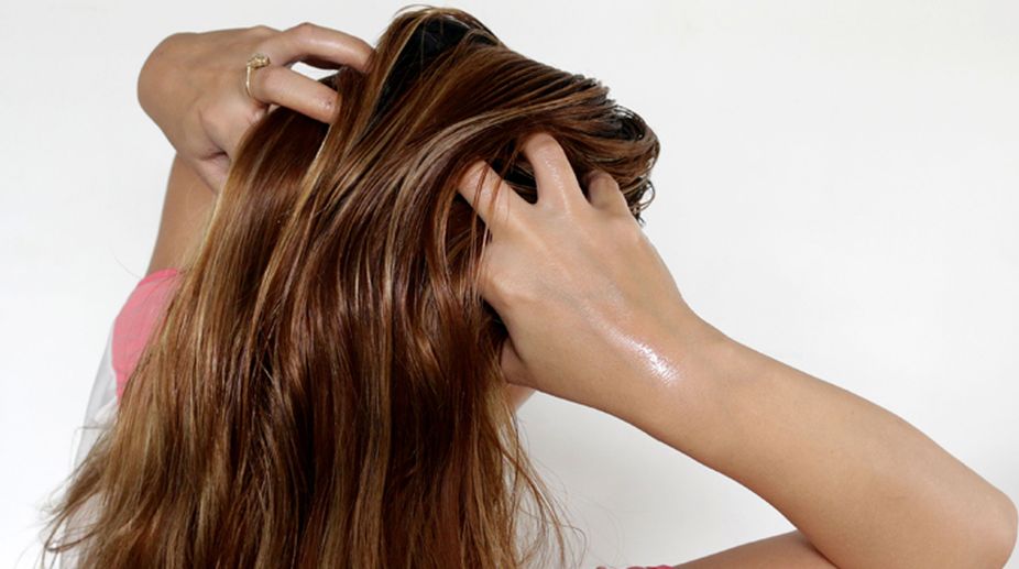 Best Home-Made Remedies for Dry and Brittle Hair