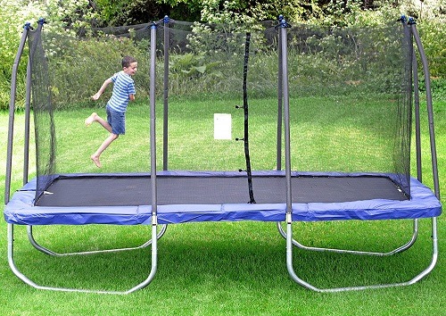 Why Is The Bounce So Good on Rectangular Trampolines?