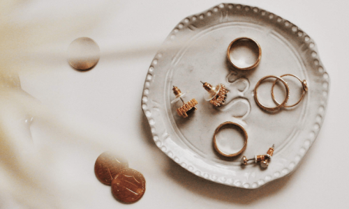 Tips on Building a Capsule Jewelry Wardrobe