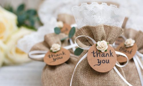 wedding guest gifts