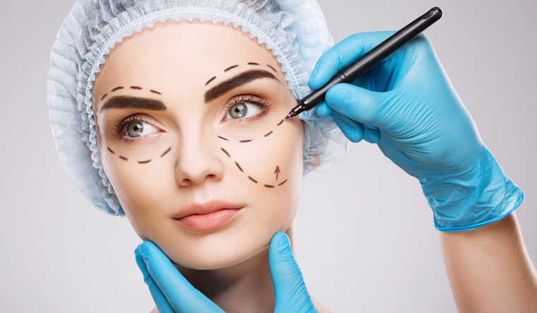 5 Things to Ensure Before Cosmetic Surgery